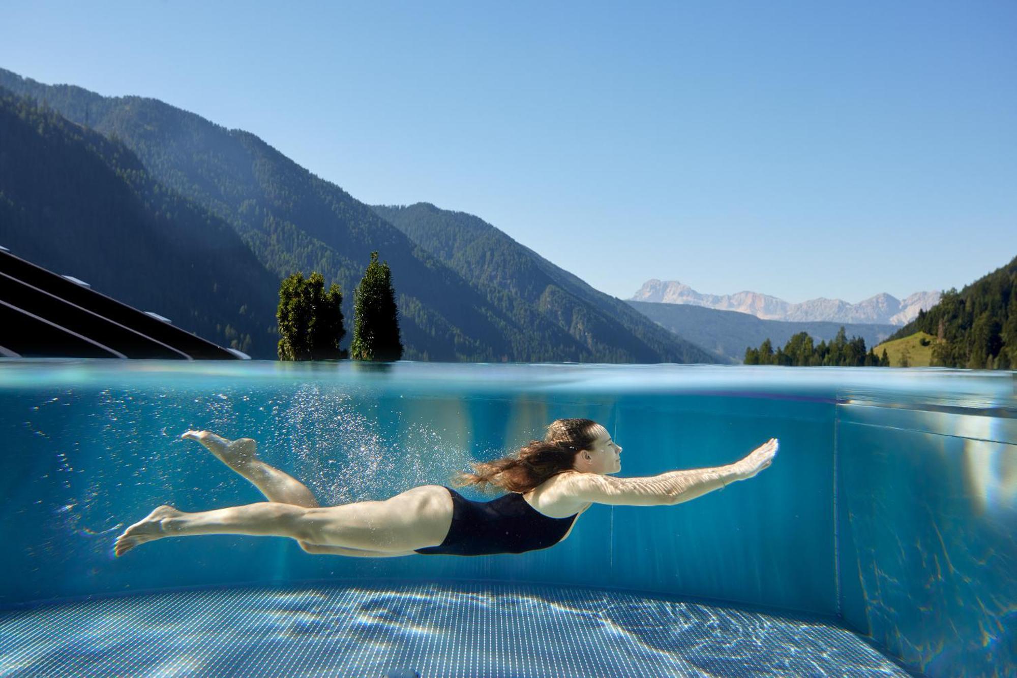 Hotel Quelle Nature Spa Resort Santa Maddalena in Casies Exterior foto