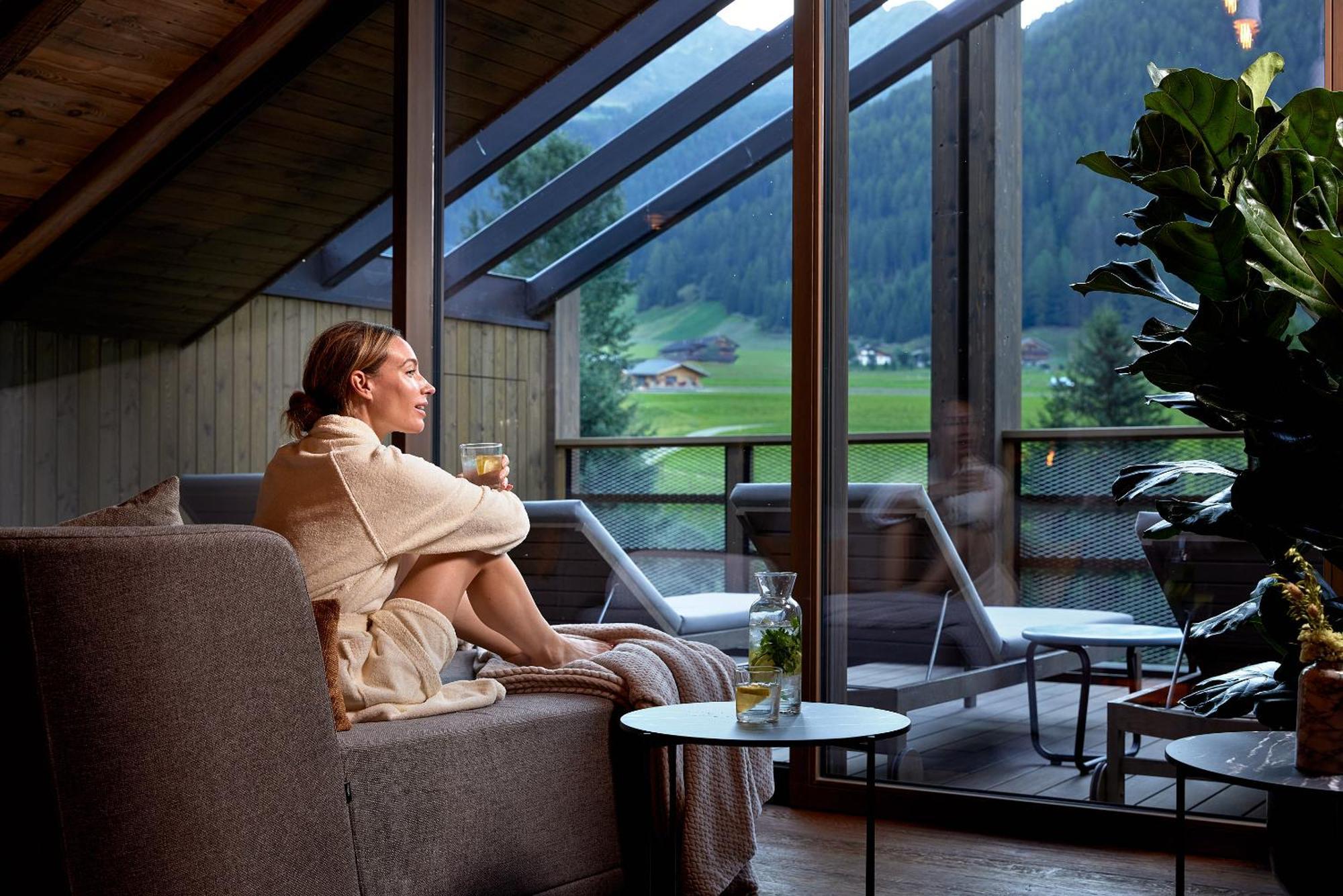 Hotel Quelle Nature Spa Resort Santa Maddalena in Casies Exterior foto