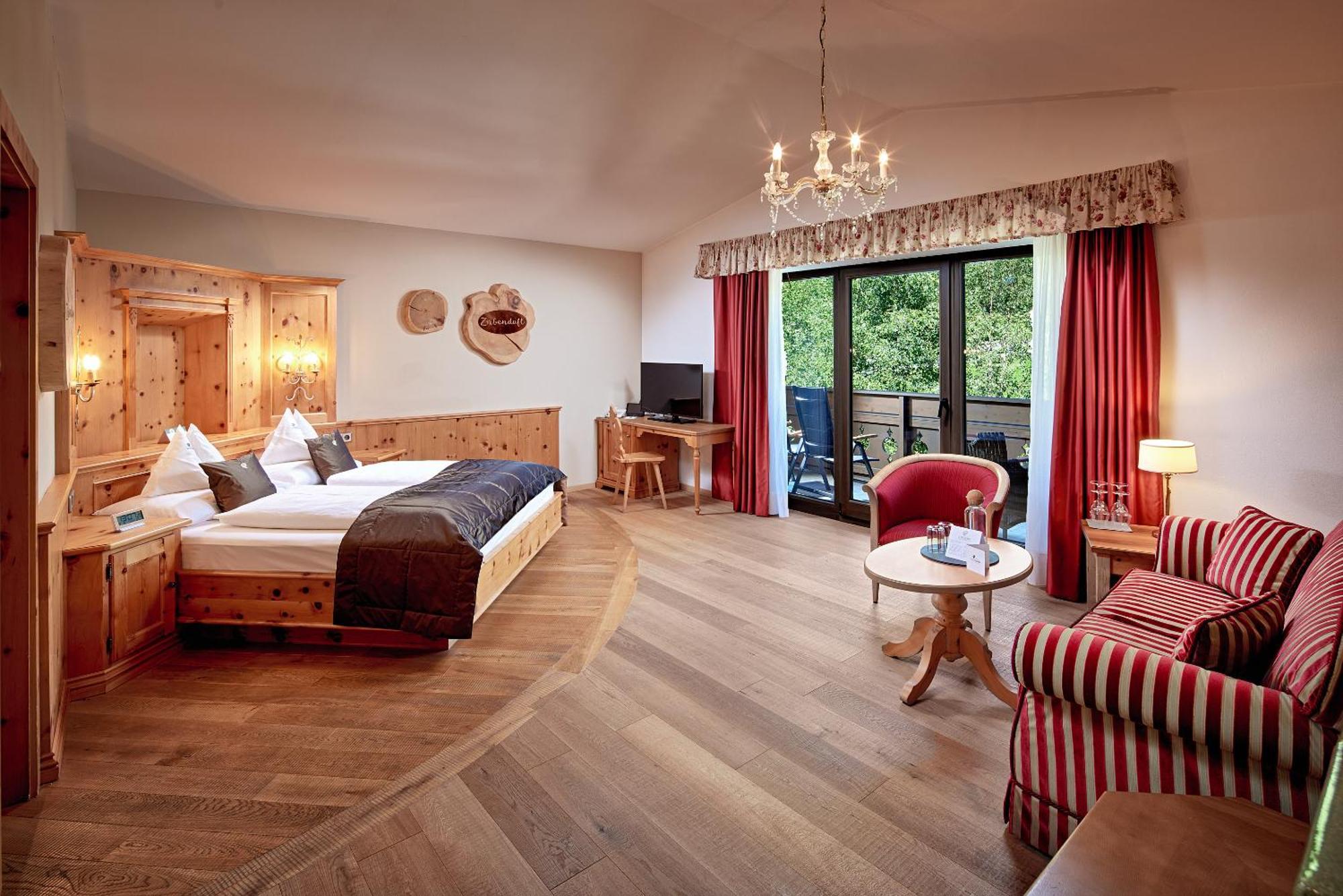 Hotel Quelle Nature Spa Resort Santa Maddalena in Casies Exterior foto
