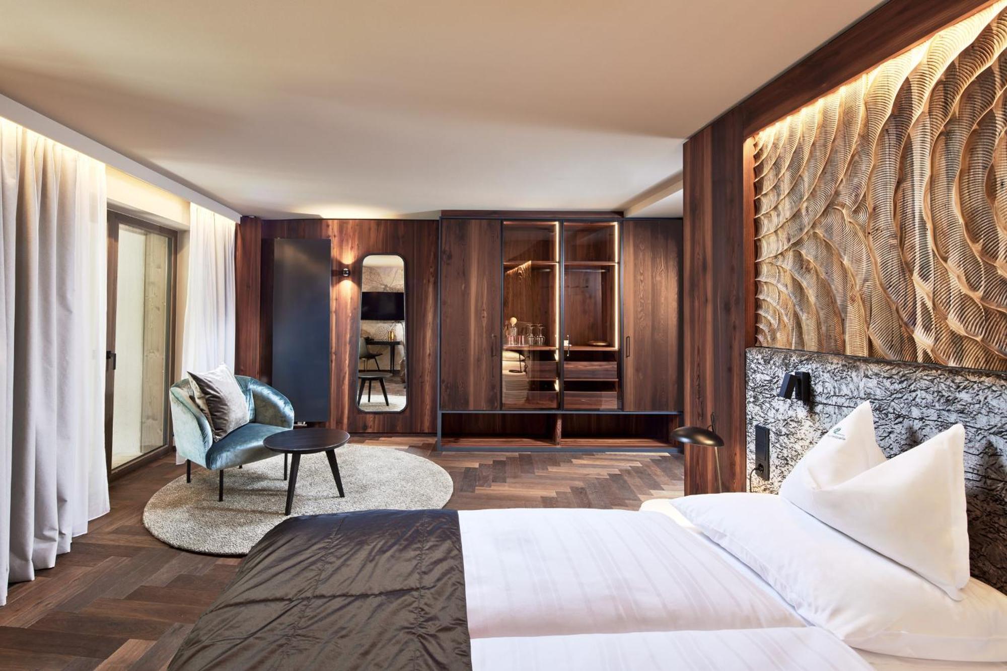 Hotel Quelle Nature Spa Resort Santa Maddalena in Casies Exterior foto